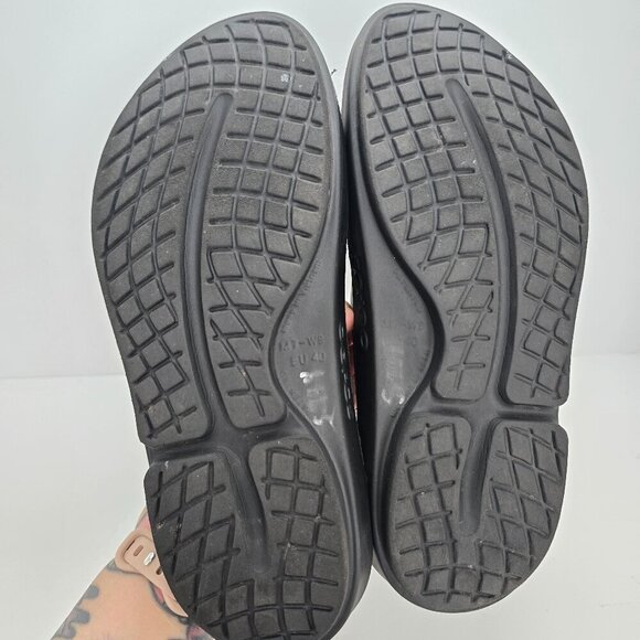 OOFOS | OOah Recovery black sporty athleisure slides sandals | WMS 9 - Picture 8 of 9